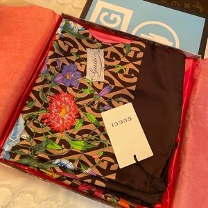 Gucci Flora Silk Scarf